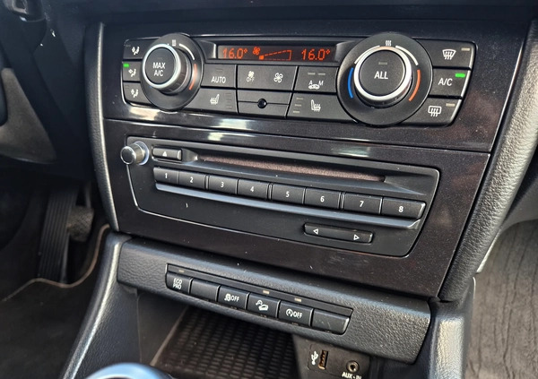 BMW X1 cena 53900 przebieg: 174000, rok produkcji 2013 z Września małe 781